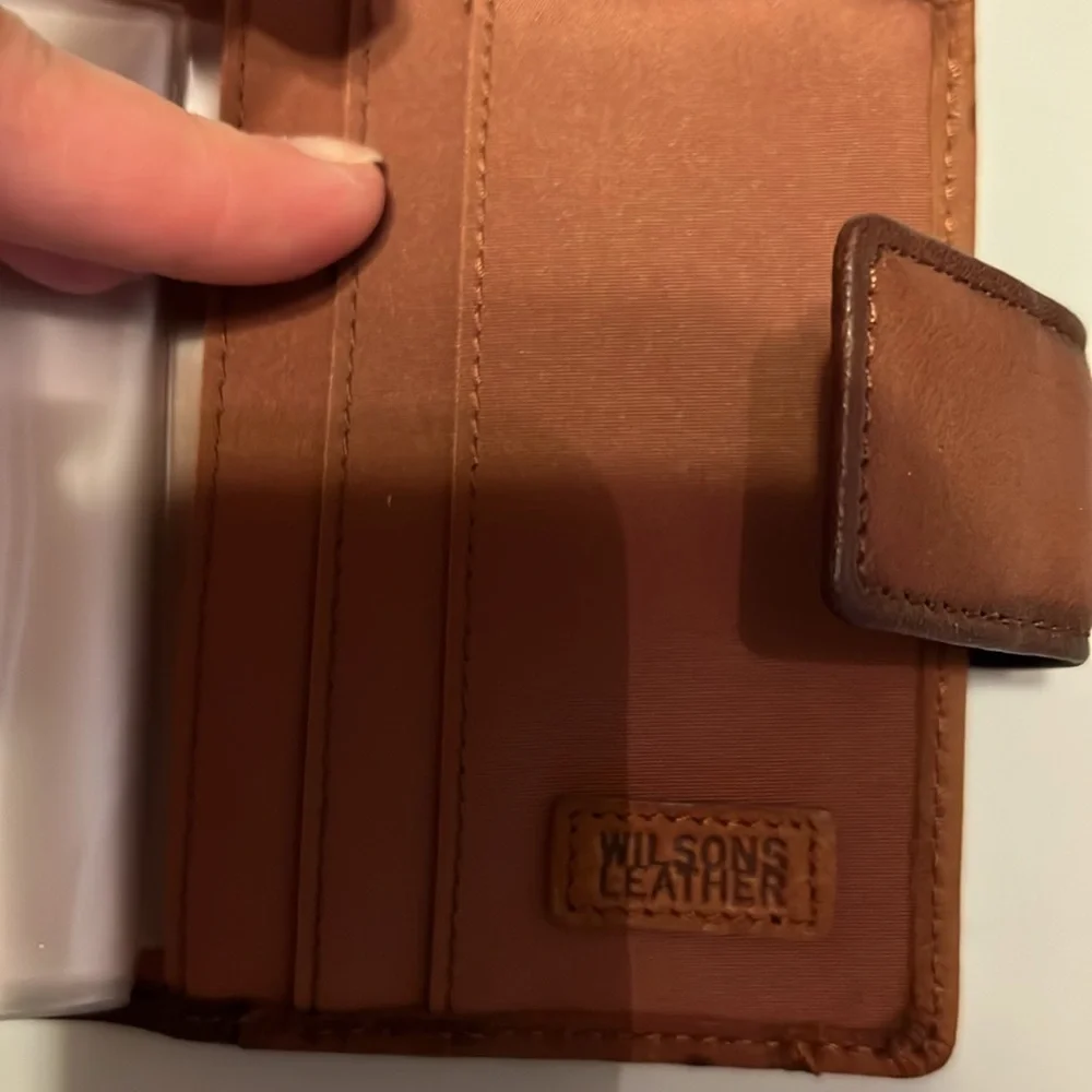 Vintage Wilson Leather Brown Wallet ID & Photos